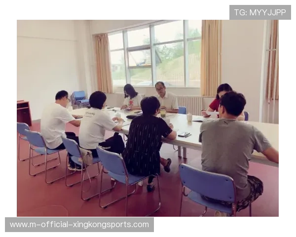 场馆长期租赁与短期活动租赁收益结构优化，场地短期租赁简单合同